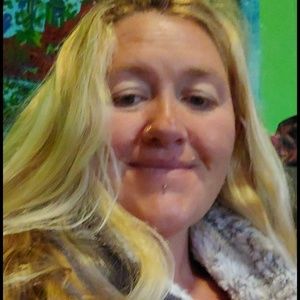 Meet your Posher, Elisha